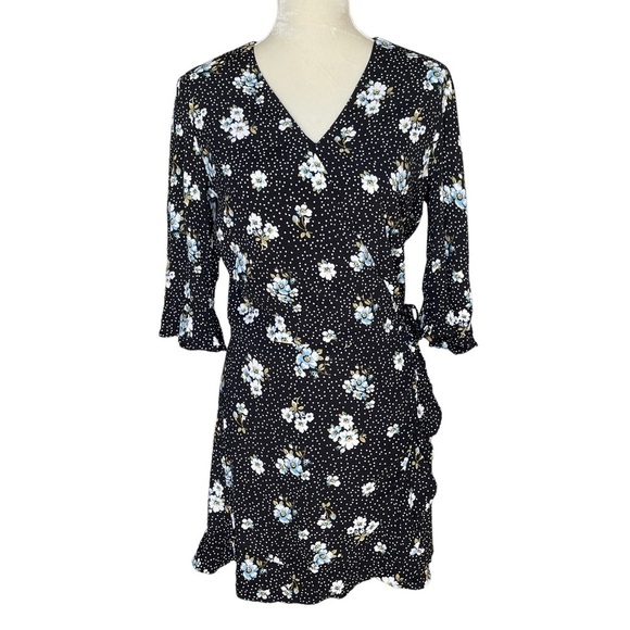 Loft Women’s Floral Polka Dot Wrap Romper Dress Size 4 Flutter Ruffle Boho - Picture 3 of 11